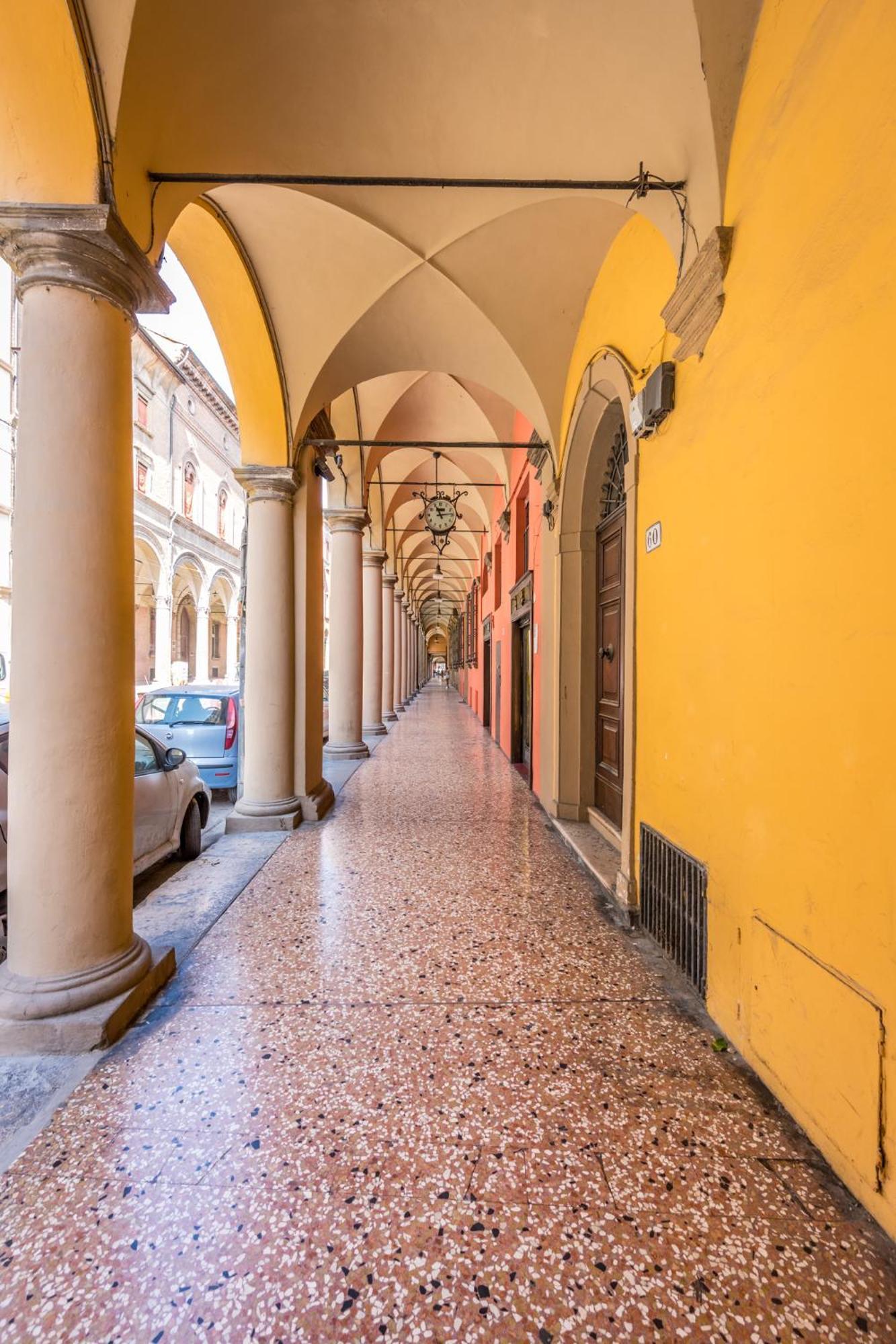 Ab Plus - Via Santo Stefano 62 Boloňa Exteriér fotografie